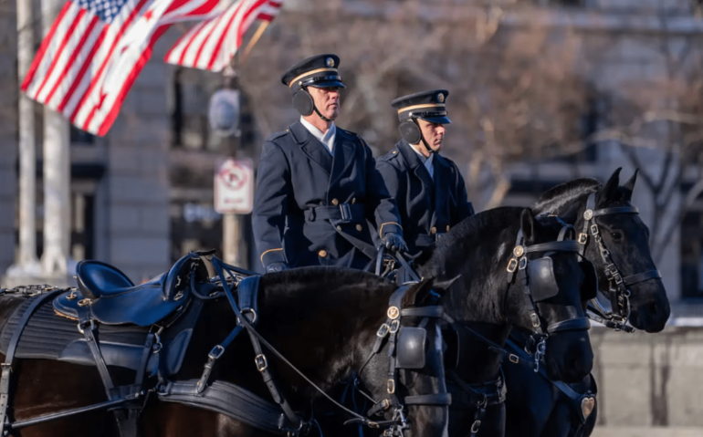 Soldados e cavalos no funeral de estado do ex-presidente Jimmy Carter, em janeiro de 2025
Divulgação/Exército dos EUA