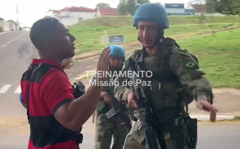 Treinamento fuzileiros operação furnas