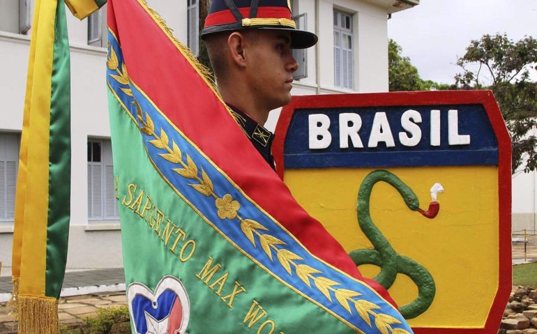 UNIFORME ESA3
