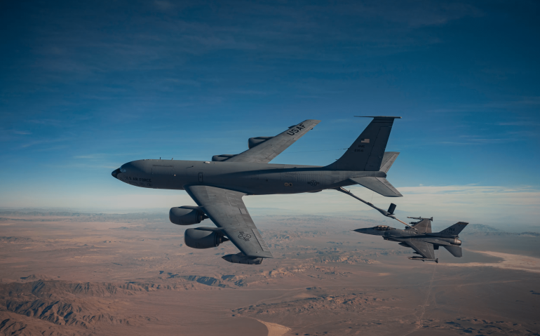 O KC-135 Stratotanker é uma aeronave de reabastecimento aéreo da Força Aérea dos Estados Unidos. (Imagem: USAF)