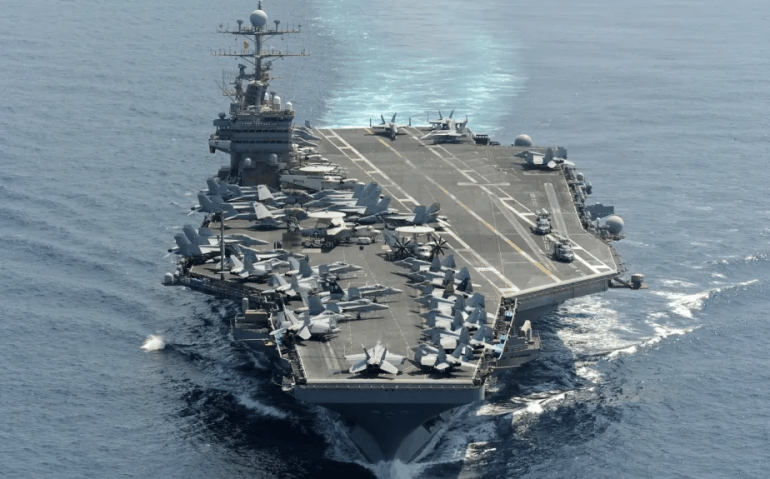 USS Abraham Lincoln - Imagem US Navy