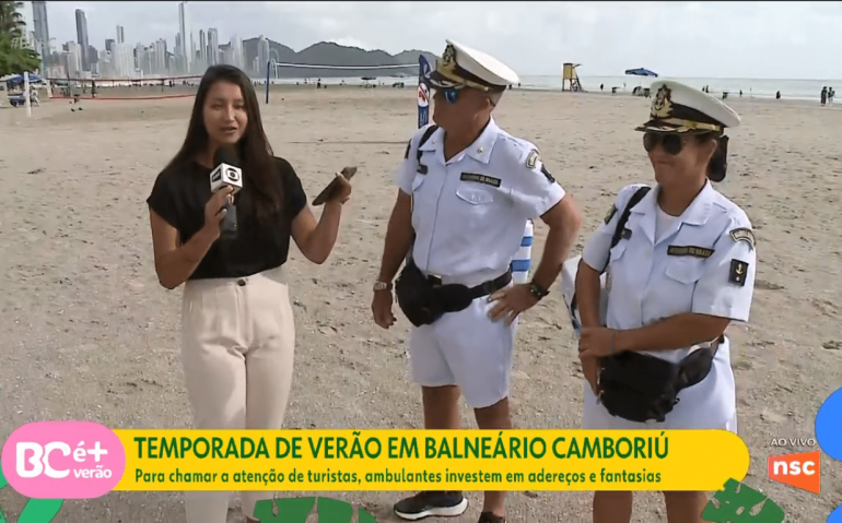 Vendedores ambulantes fardados em Balneário Camboriú