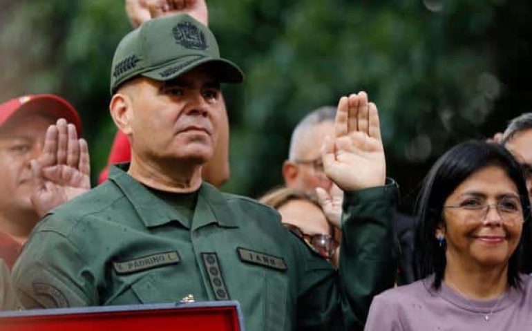 General Vladimir Padriño e vice-presidente Delcy Rodrigues