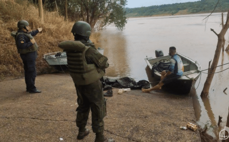 ação marinha tráfico de trogas