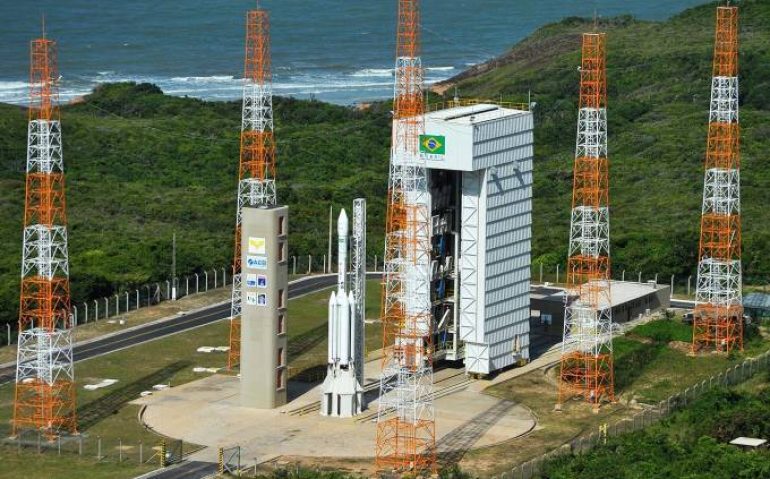 alx_base-de-alcantara-maranhao-20150428-0002_original