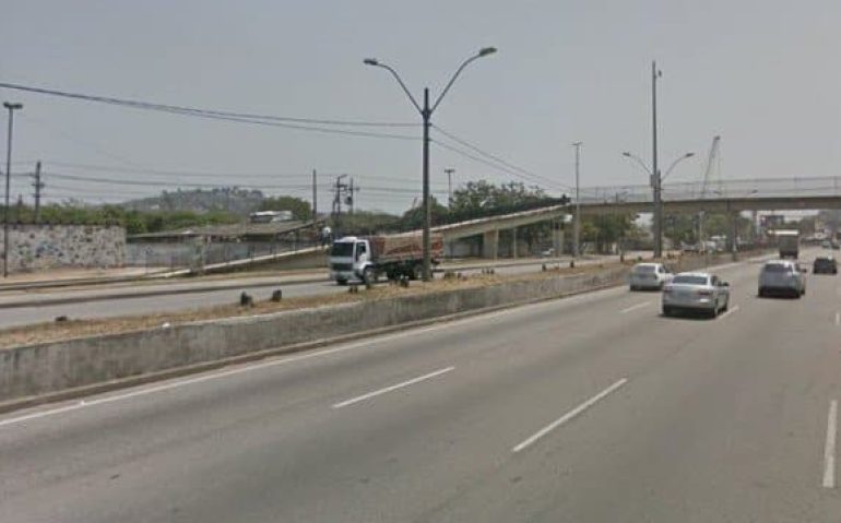 O trecho da Avenida do Contorno onde ocorreu o crime Foto: Google Street View / Reprodução