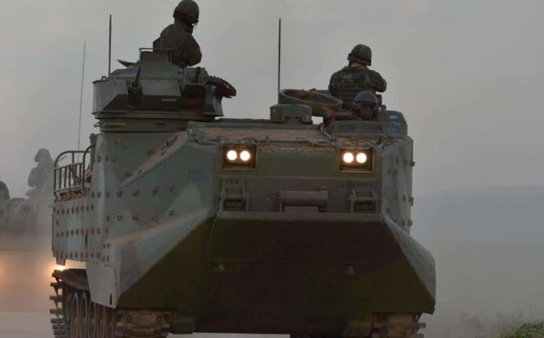 Blindados que participarão da Operação Formosa, da Marinha do Brasil, em Goiás, chegaram a Brasília | Foto: Sargento Laurentino / Marinha do Brasil