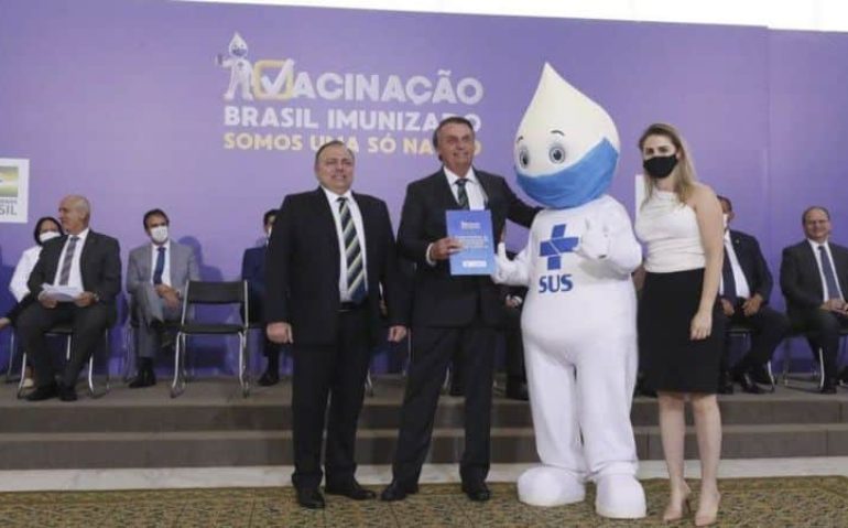 Resposta da pasta à pandemia tem sido criticada por especialistas (ISAC NÓBREGA/PR)