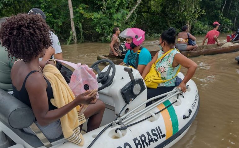 bote da marinha na Bahia