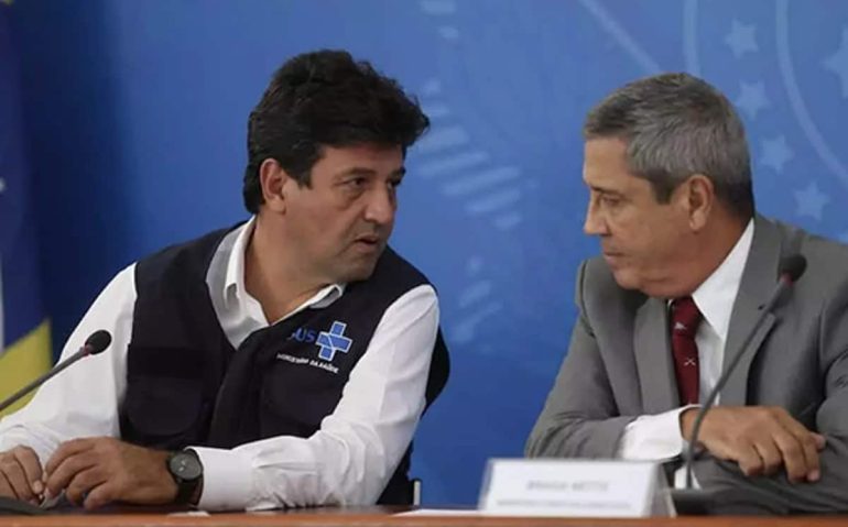 Mandetta e general Braga Netto (Marcelo Casal Jr/ABr)