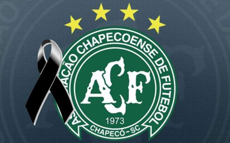 chapecoense-luto_ybv7eyco388e1p4ieryaz6k17