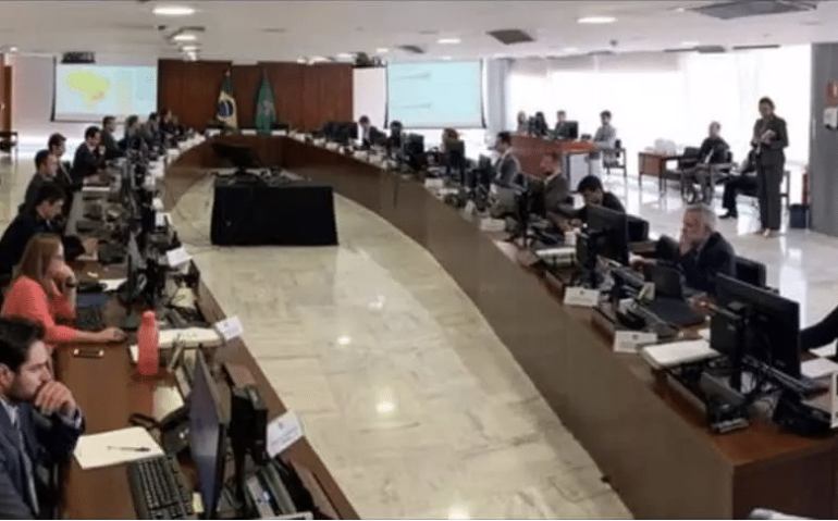 comitê de crise planalto