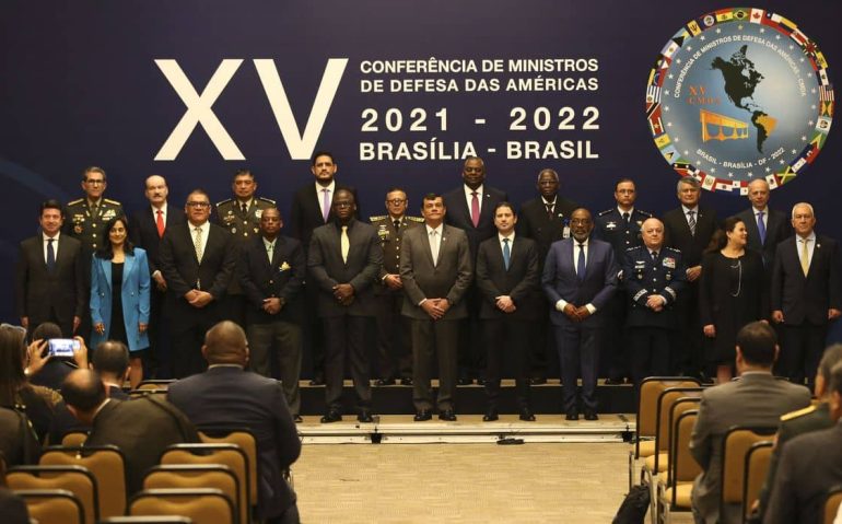 O ministro da Defesa, Paulo Sérgio Nogueira de Oliveira, abre oficialmente a 15ª Conferência de Ministros de Defesa das Américas (15ª CMDA), no Centro de Eventos e Convenções Meliá Brasil 21, em Brasília