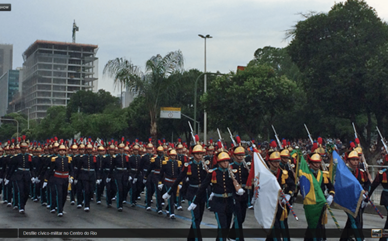 Desfile cívico-militar no Rio (g1)