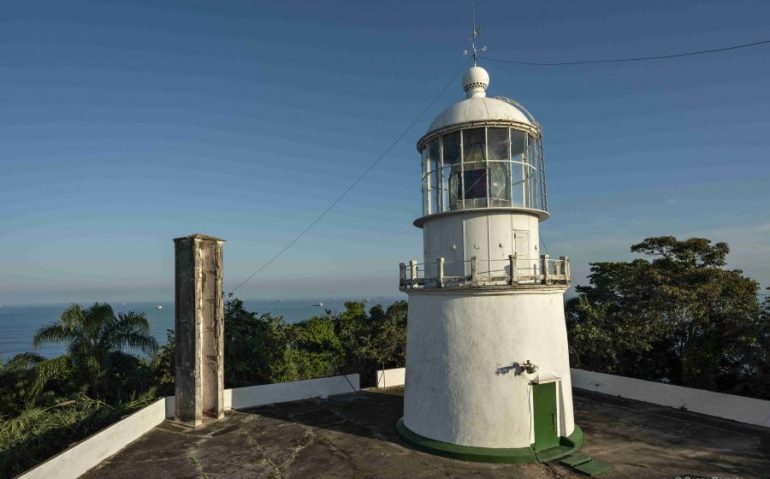 farol ilha da moela
