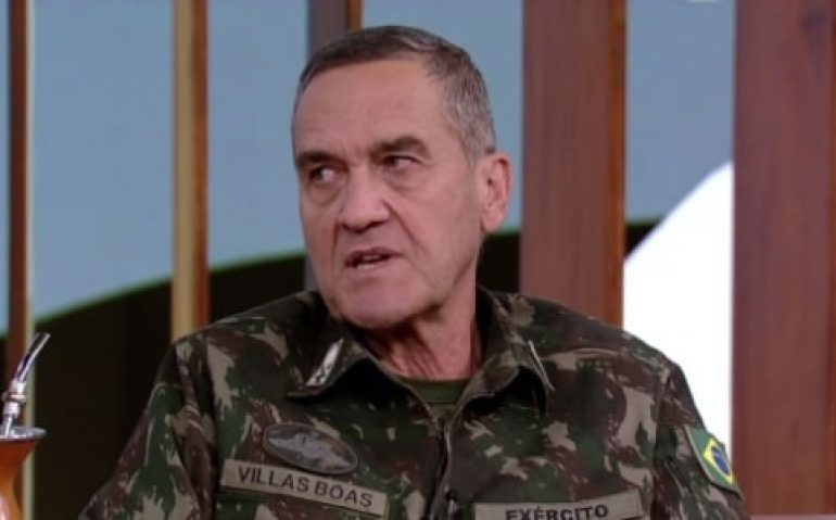 general-eduardo-villas-boas-comandante-do-exercito-brasileiro-1505885592633_615x300
