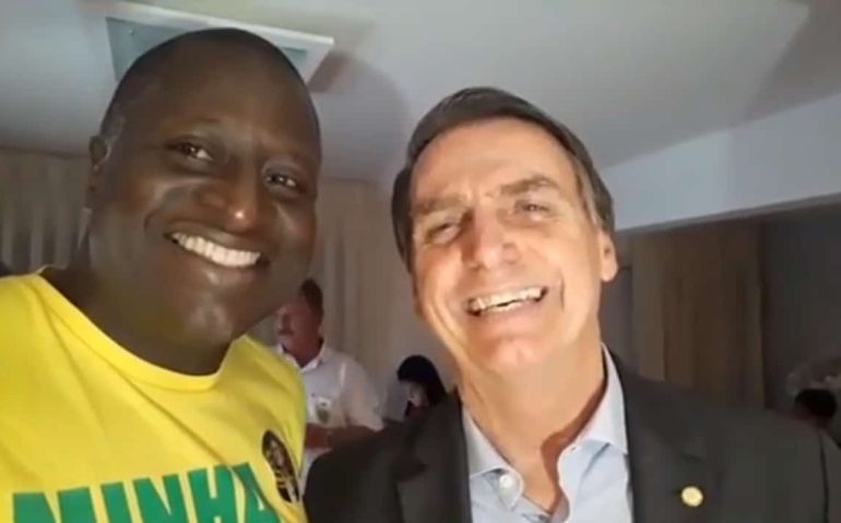 Hélio Negão e Jair Bolsonaro (Crédito: Wikimedia Commons)