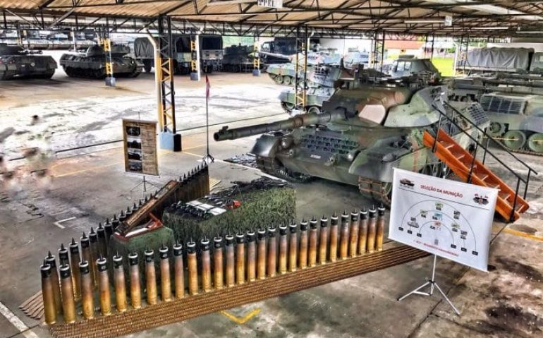 Um VBC CC Leopard 1A5Br do 1º RCC. Devido a urgência do tema, o relatório aponta a necessidade de se modernizar dessas viaturas até que seu substituto seja adquirido (Foto de Luciano Souza)