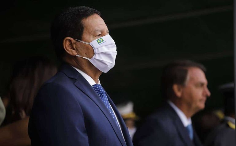 O vice-presidente Hamilton Mourão acompanha cerimônia na Aman, em Resende Foto: Bruno Batista/Vice-Presidência/14-08-2021
