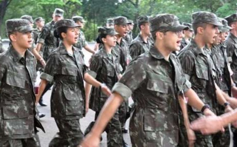 O Exército permitiu que mulheres entrassem na Academia Militar das Agulhas Negras (Aman) em 2017 (Divulgação: EB)