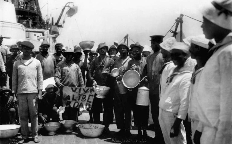 Revolta da Chibata: a bordo do navio São Paulo, no Rio de Janeiro - Reprodução
