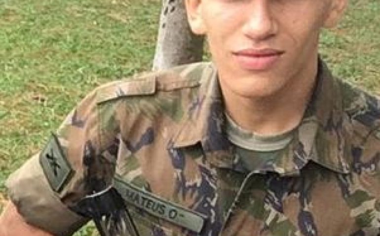 Soldado estava de folga na praia
REPRODUÇÃO / ARQUIVO PESSOAL