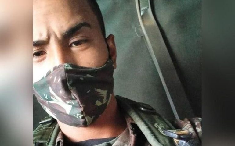 Luiz André Gonçalves Corrêa de Souza ocupava uma das viaturas blindadas envolvidas no acidente(Foto: Redes sociais)