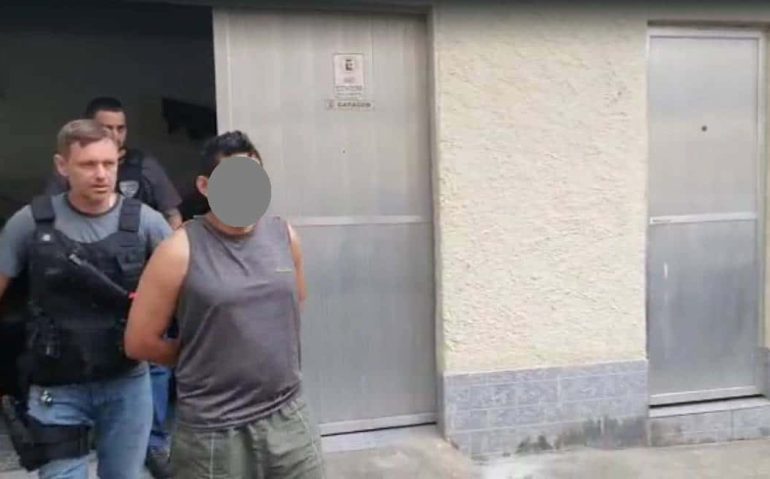 O subtenente do Exército C. O. S. C., de 42 anos, foi encontrado em casa, em Bangu Foto: Reprodução