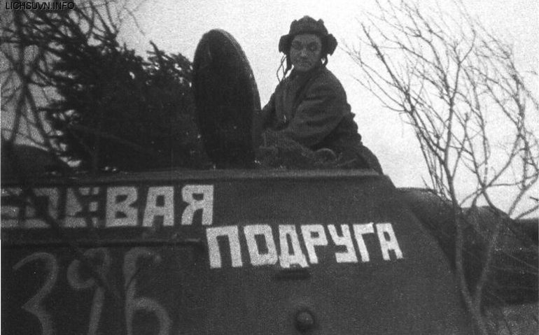 t-34-namorada-de-guerra-1092702
