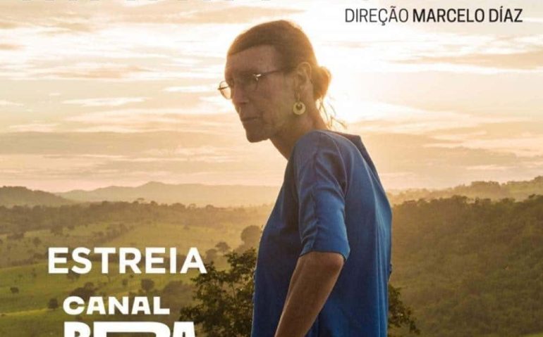 trans FAB cartaz