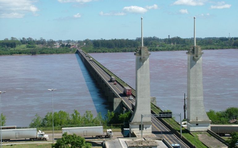 Na fronteira com a Argentina, Uruguaiana registrou 17 casos de COVID19 em um dia