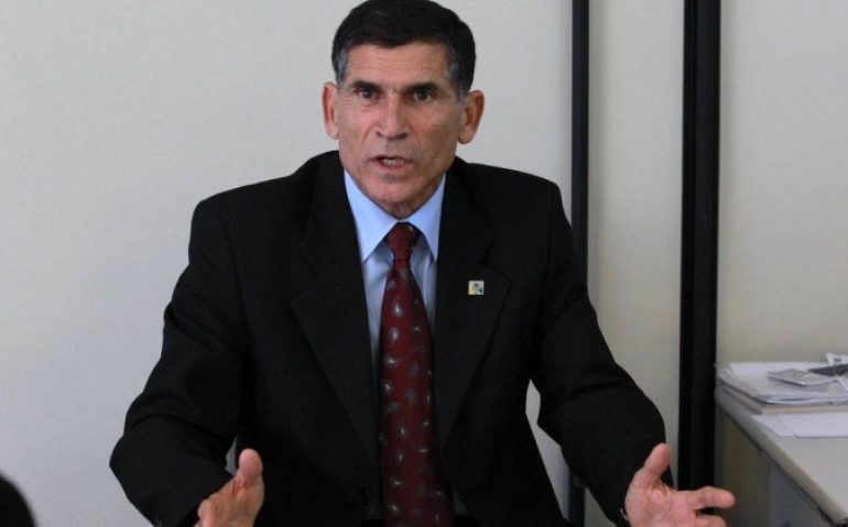 xcarlos-alberto-dos-santos.jpg.pagespeed.ic_.VqhQI3tJEW