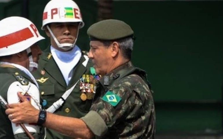 xgeneral-walter-souza-braga-netto.jpg.pagespeed.ic_.fplQxYRanX