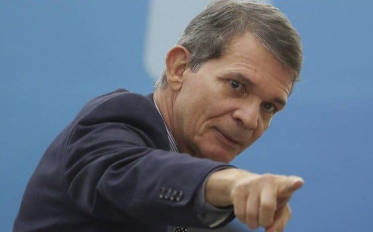 xministo-da-defesa-silva-luna.jpg.pagespeed.ic_.ztQNHJZCof